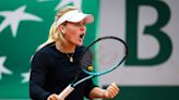 American Peyton Stearns leads unseeded players pulling off upsets on a long day at Roland Garros | Tennis.com