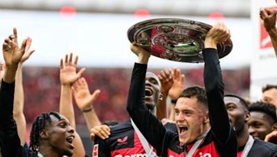 Campeão, Bayer Leverkusen vence e é o primeiro time a terminar o Campeonato Alemão invicto