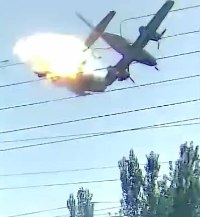 WATCH: Plane hits power line, turns to fireball moments before deadly crash in Fairview