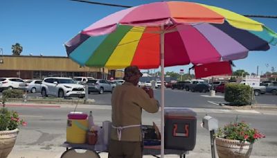 Nada los detiene: así sortean la ola de calor los vendedores ambulantes en California