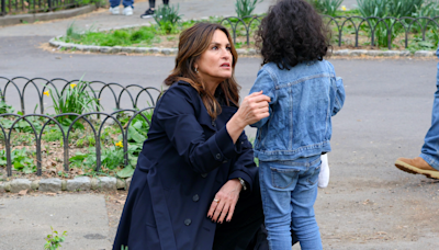 Mariska Hargitay Helps Lost Little Girl Find Her Mom After Being Mistaken for Real-Life Cop