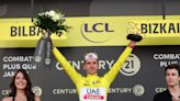 Adam Yates se pone en Bilbao el primer maillot amarillo, Enric Mas se retira