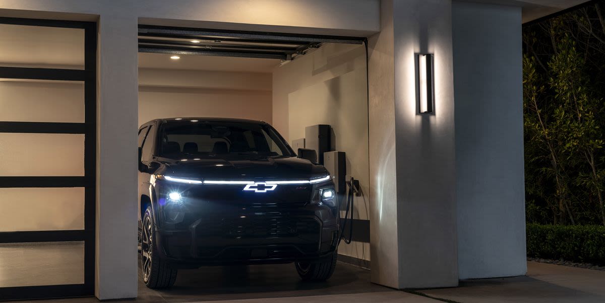 GM Energy Powered a Mansion with an Electric Silverado Using V2H