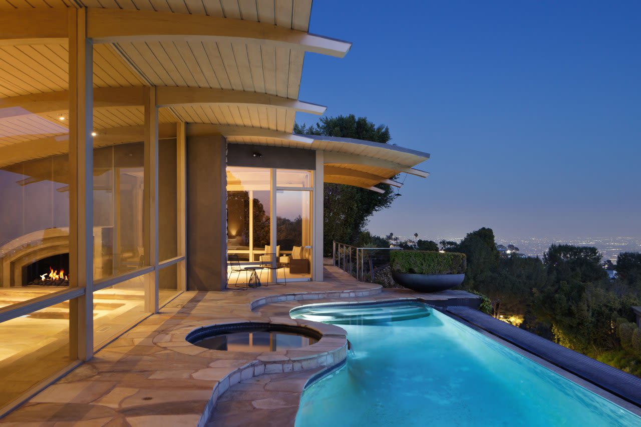 Another Harry Gesner ‘Wave House’ hits the market, this time in Beverly Hills
