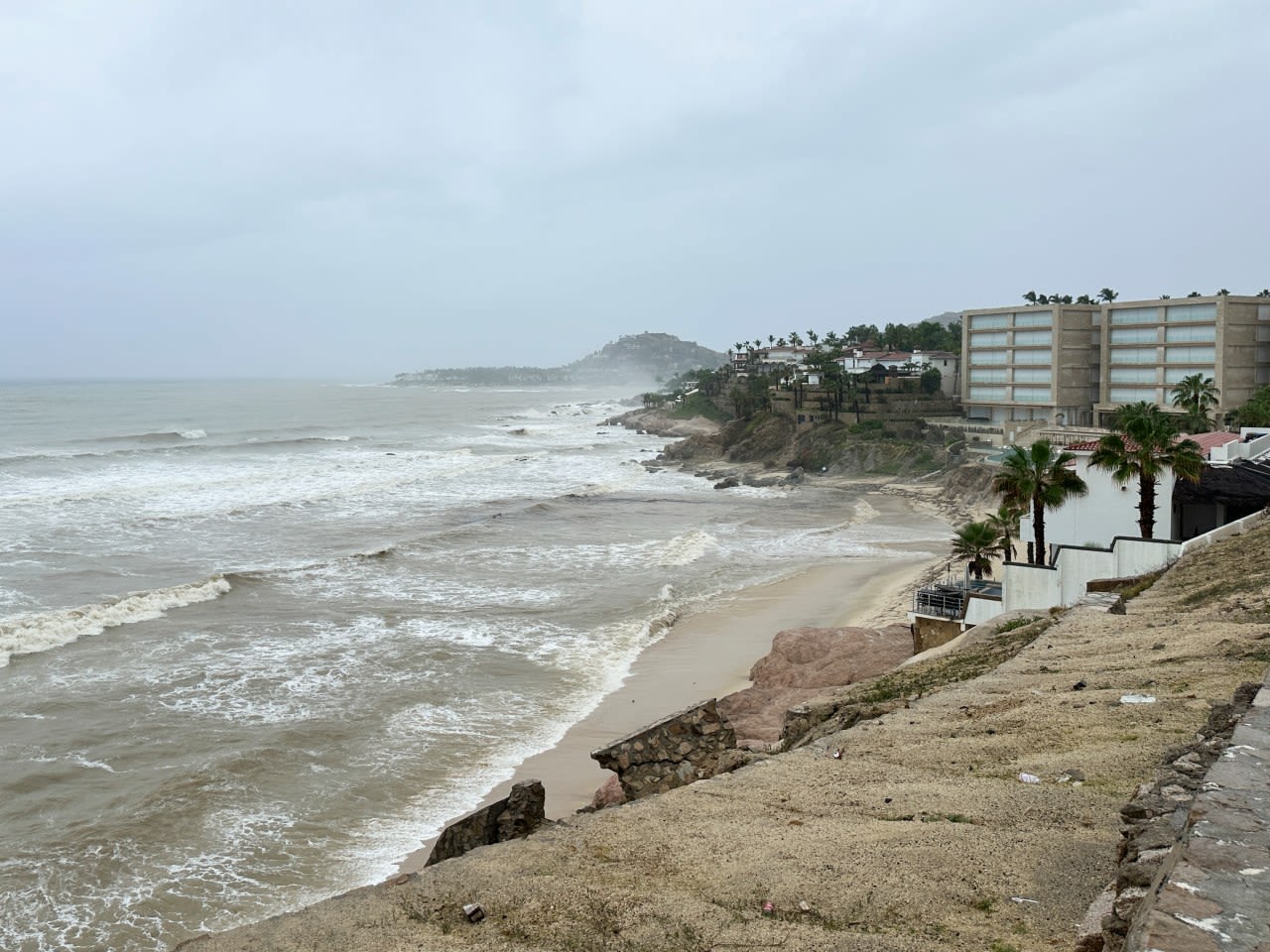 Tropical Storm Ileana heads toward Los Cabos resorts bringing heavy rains