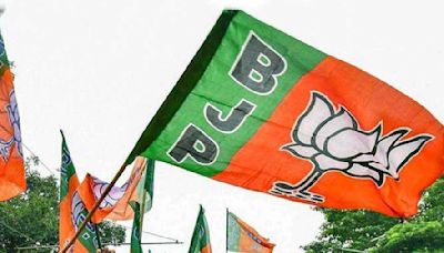 BJP Reinforces Maharashtra Leadership With Eknath Khadse & Pankaja Munde Ahead of Assembly Polls