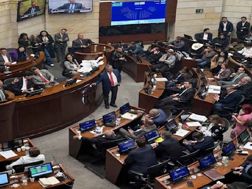 Senado aprueba 85 % de la reforma pensional y levanta la sesión por falta de quórum