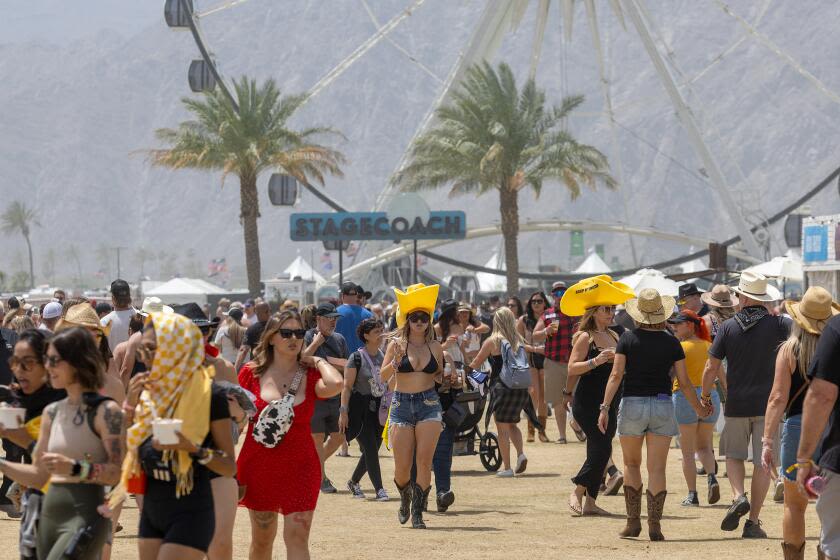 The differences — and similarities — between the Coachella and Stagecoach festivals