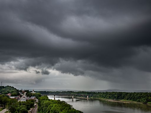 Tornado watch in place for Missouri, Illinois, Arkansas