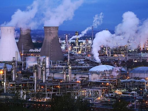 Ensuring future for Grangemouth oil refinery is ‘real priority’, says Starmer