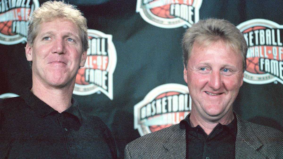 Larry Bird mourns death of former teammate, 'childhood idol' Bill Walton