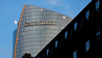 State Street posts higher AUM; revenue beats estimates on higher fees