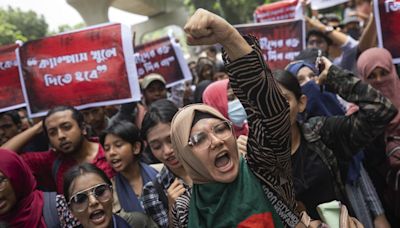 Bangladesh police release student leaders after unrest