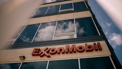 Exxon to Move Tech Center to Houston, Shut New Jersey Campus