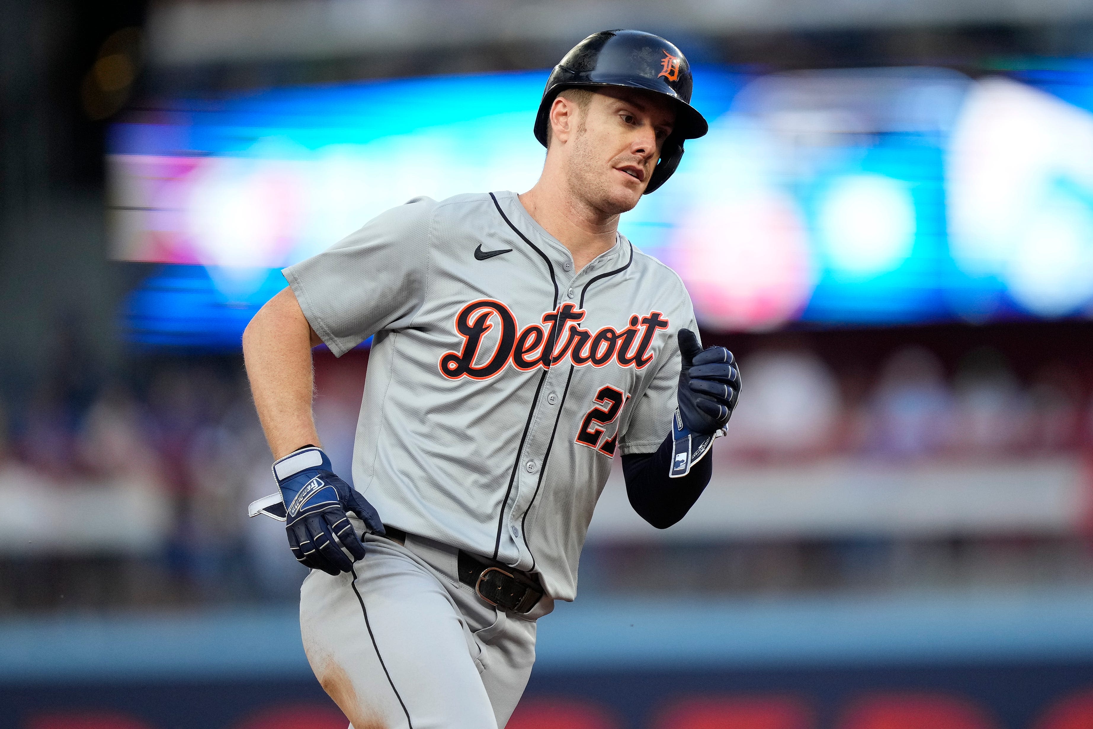 Detroit Tigers trade outfielder Mark Canha to San Francisco Giants