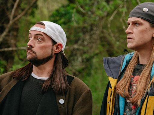 Kevin Smith Shares Evil Dead-Inspired Prop From Upcoming Jay & Silent Bob Movie