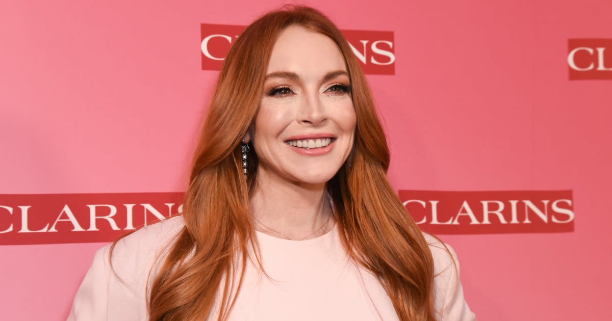 Lindsay Lohan Celebrates Her 38th Birthday With Instagram Selfie