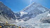 Escalada al Everest: justicia de Nepal ordena limitar los permisos