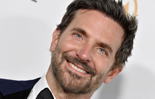 Bradley Cooper Sings 'A Star Is Born' Song During Surprise Performance With Pearl Jam