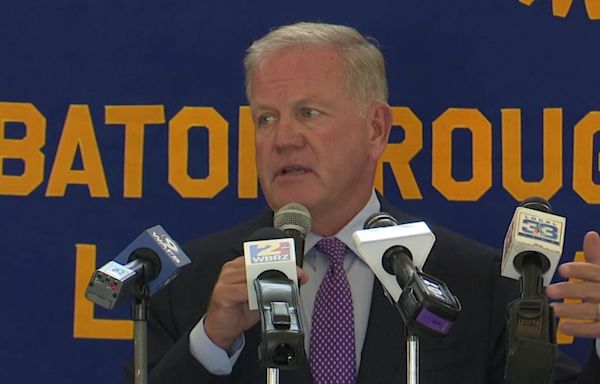 Brian Kelly speaks to Baton Rouge Rotary Club ahead of LSU's September debut against USC in Las Vegas