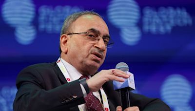 SBI looks for Chairman Dinesh Khara’s successor; three names make it to top