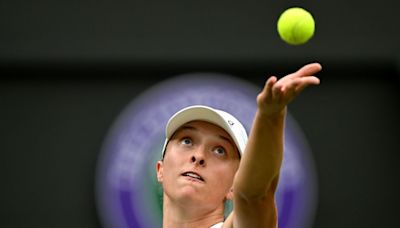 Swiatek puso primera en Wimbledon y estiró un invicto que remite a la historia