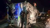 4 people killed and over 30 injured after a bus and a cargo train collide in Peru