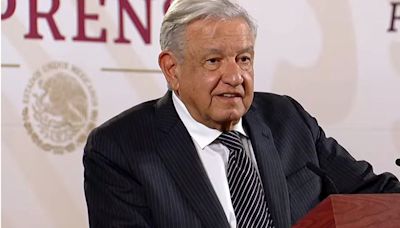 AMLO anuncia aumento salarial del 10% en promedio para maestros | El Universal