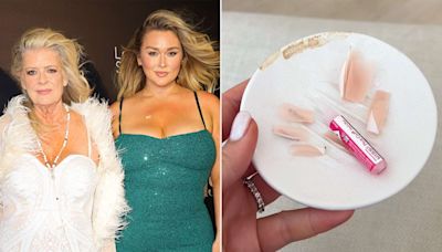 Hunter McGrady's Glam “SI Swimsuit” Red Carpet Moment with Her Mom Included a Hilarious Wardrobe Malfunction