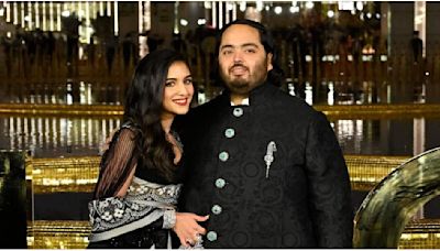 WATCH: Anant Ambani reaches Maharashtra CM Eknath Shinde’s residence to invite him for his wedding with Radhika Merchant