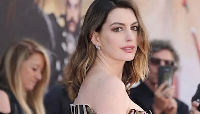 Anne Hathaway reveló que besó a 10 actores en casting para encontrar a un coprotagonista