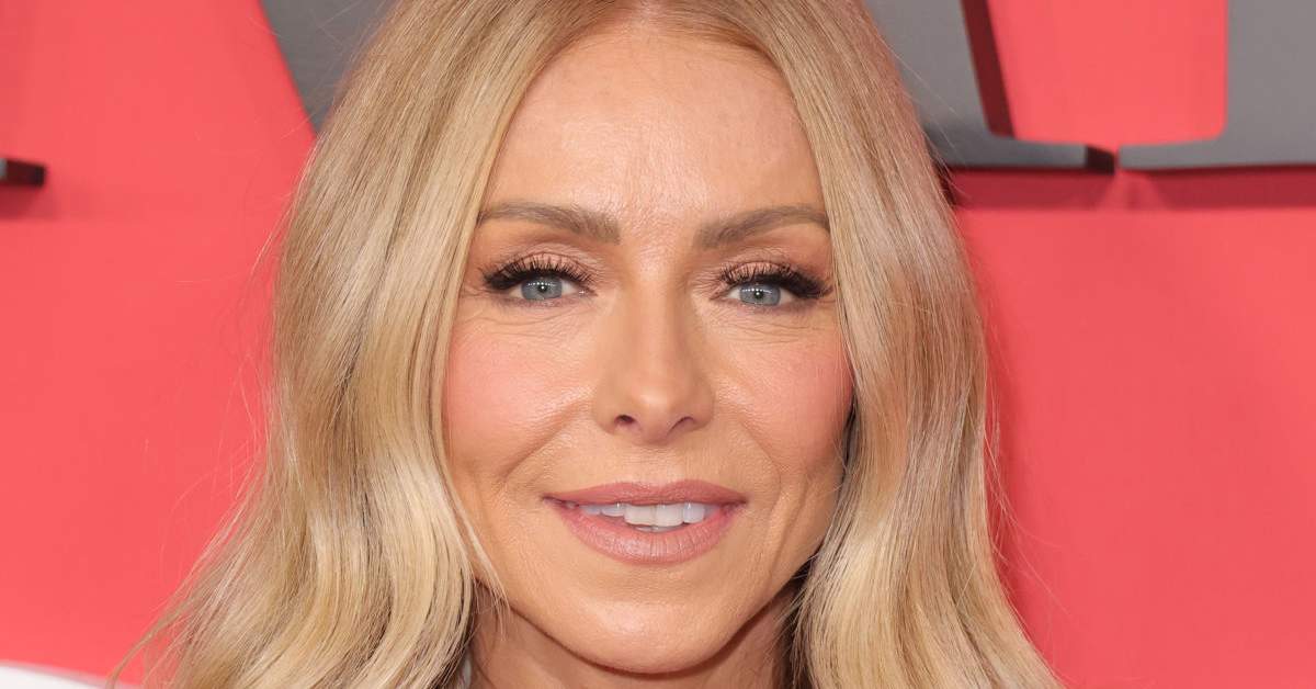 Kelly Ripa Shows Off Incredibly Toned Arms in 'Fire' Red Dress