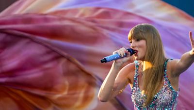 Taylor Swift Calls Out Stadium Workers At Concert - For Good Reason