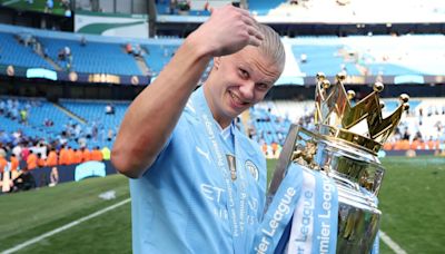 Erling Haaland points out inspiring message Man City written on boot room wall