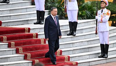 Death of Vietnam’s Top Leader Raises Questions of Succession