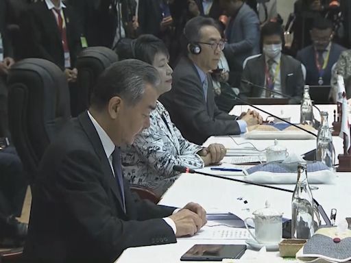 王毅出席東盟地區論壇外長會 稱北約插手亞太將引發對立