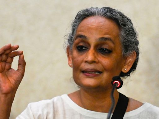 Arundhati Roy Awarded Pen Pinter Prize For Her ‘Unflinching’ Writing