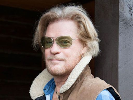 Daryl Hall Talks Solo Project ‘D,’ Dave Stewart & John Oates Split