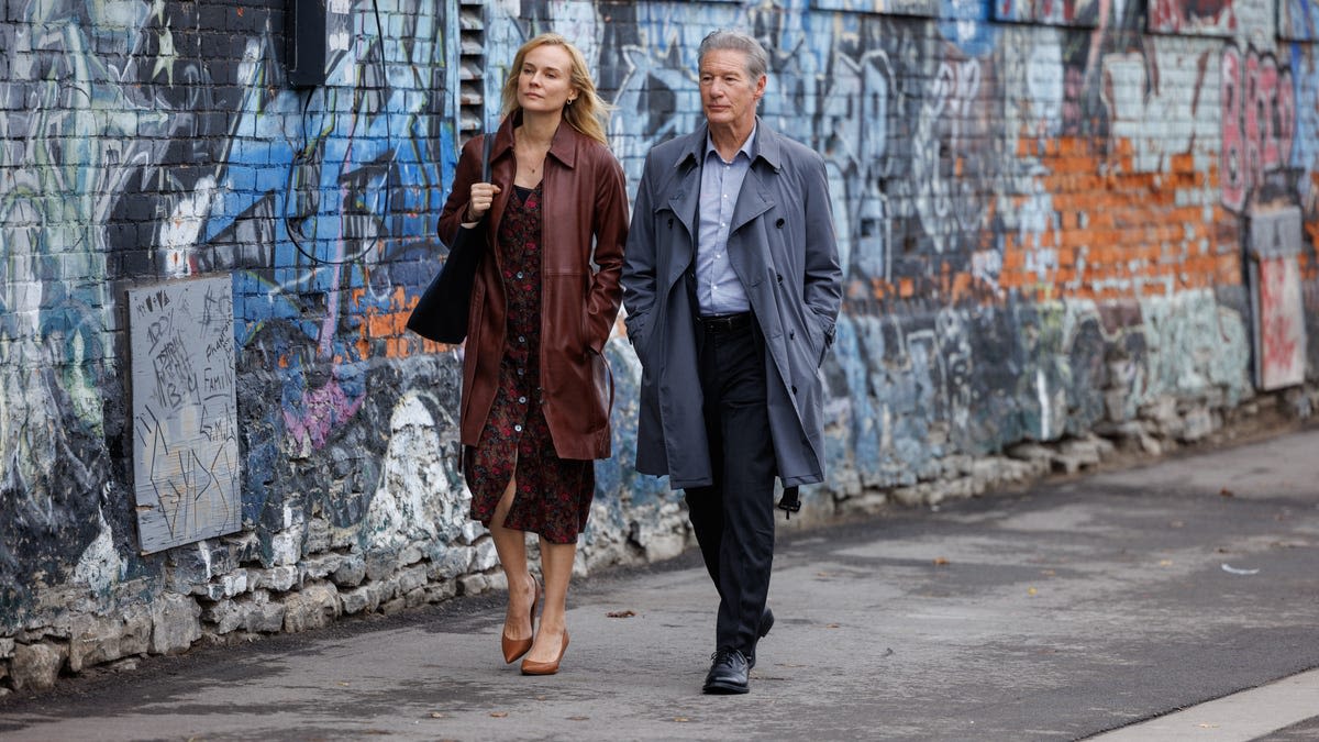 Trailer: Richard Gere solves the mystery of his son's death