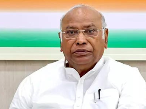 Anguished by BJP MP's 'parivarvaad' jibe, says Mallikarjun Kharge; wants it expunged | India News - Times of India