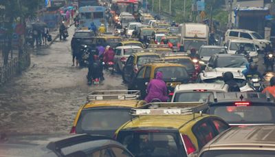 Heavy Rain Alert In Mumbai, Some Roads Flooded; Chief Minister Takes Stock