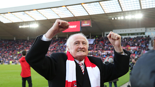 Sunderland legend Charlie Hurley dies aged 87