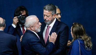 Opinião - Bruno Boghossian: Lula e Lira apelam para uma espécie de morte cruzada na taxação de importados