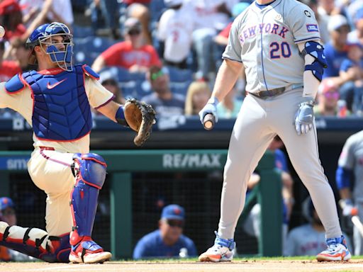 J.T. Realmuto's hit gives Phillies walk-off win over Mets