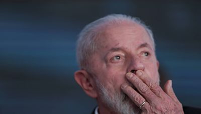 Brasília Hoje: Em inauguração com Lula, estudante diz que "apenas metade" de novo campus universitário foi entregue