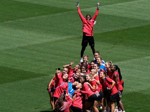 Canada soccer fans express shock, disappointment from Olympic team drone incident