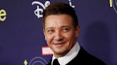 El actor Jeremy Renner dice que se rompió más de 30 huesos en un accidente con una quitanieves