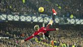 El golazo de chilena de Alejandro Garnacho para Manchester United ante Everton por la Premier League