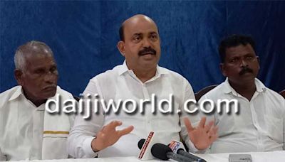 Mangaluru: Ex-MLA Mohiudeen Bava hits back at mayor, local corporator over Surathkal market remarks