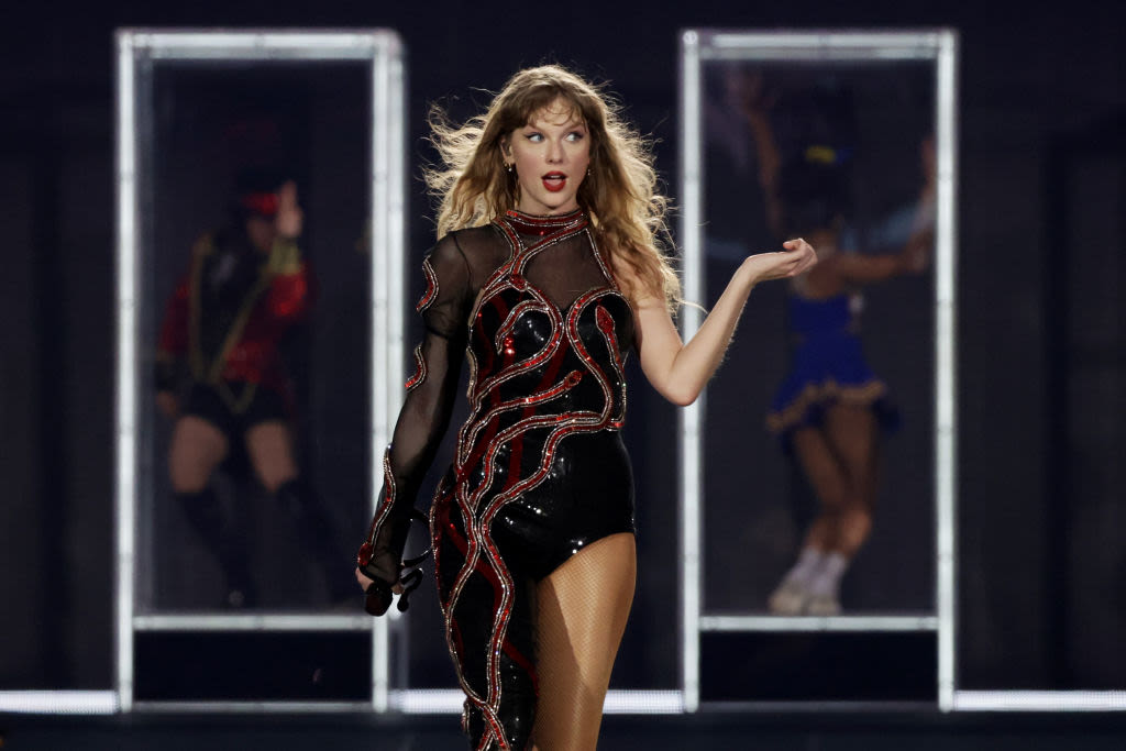 Celeb ‘Done’ with Taylor Swift Drama, Tells Her to ‘Move On’ After Album Ignites Feud: Report